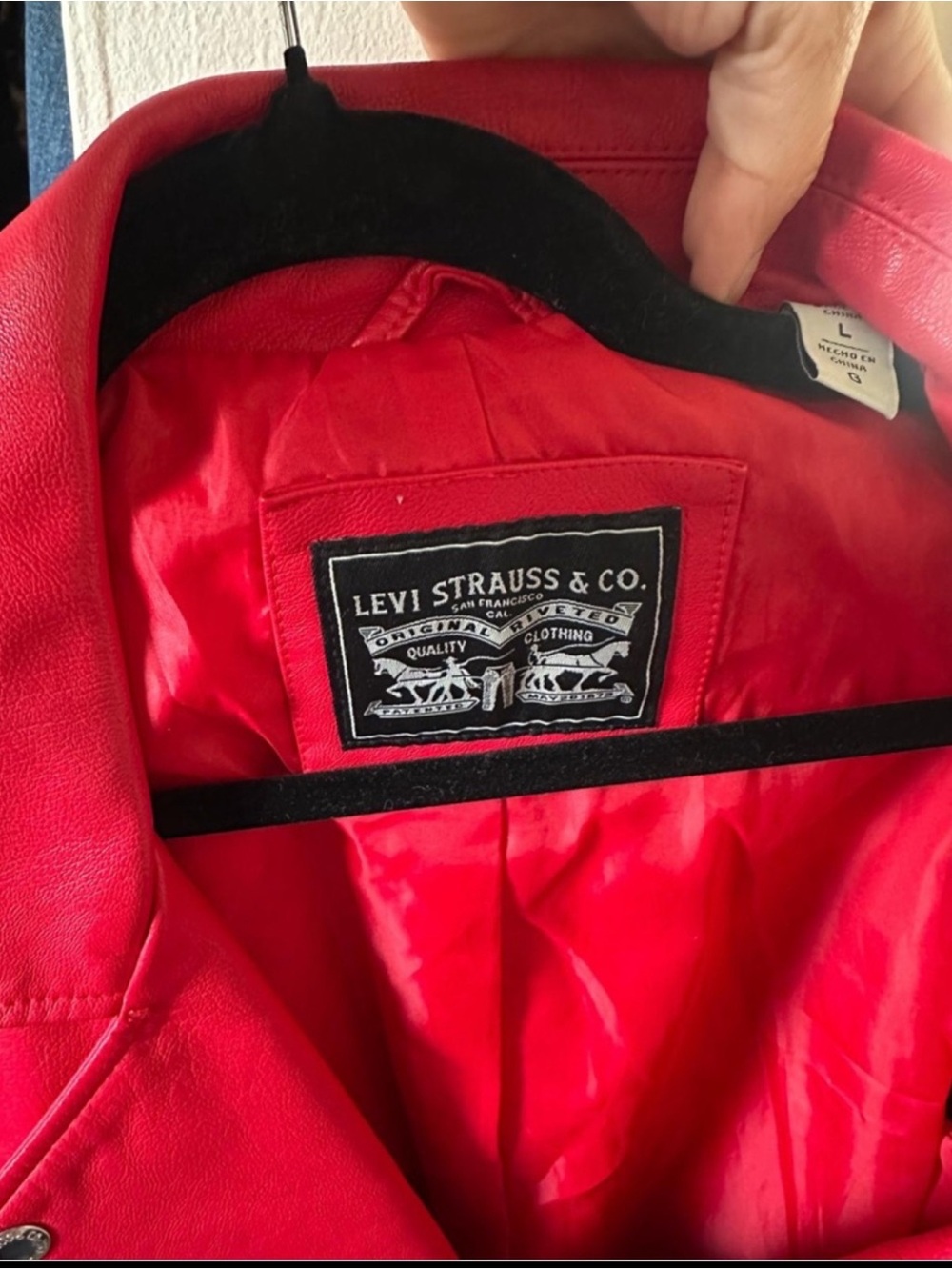 Levi’s Red Faux Leather Moto Jacket - Size L - Iconic Biker Style - Picture 3 of 6